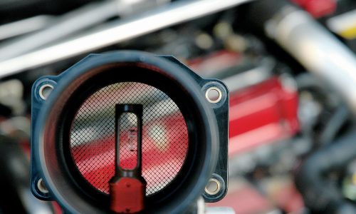 Guia completo – como limpar corretamente o sensor MAF (fluxo de ar)